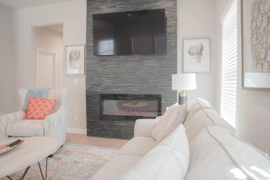 Lamar Villa-3 Bed 2.5 Bath With Outdoor Kitchen San Antonio Exterior photo